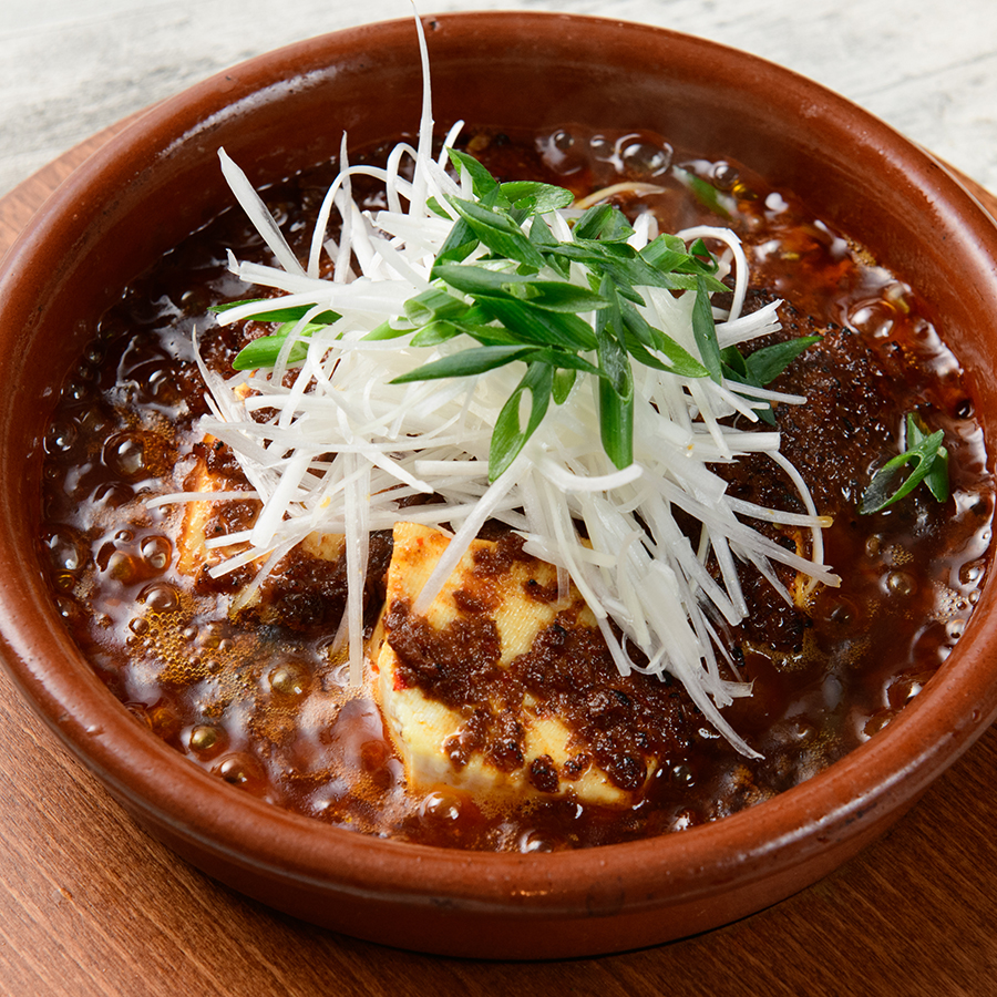 黒ビール仕込みのコク辛麻婆豆腐 1,200円(税込)