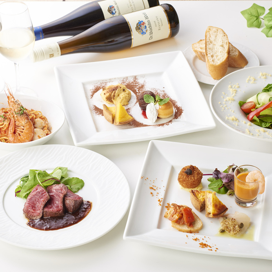 【☆気分は世界旅行☆25種類の飲み放題付きカジュアルプラン☆】当日、2名様からOKお一人様4,480円☆
