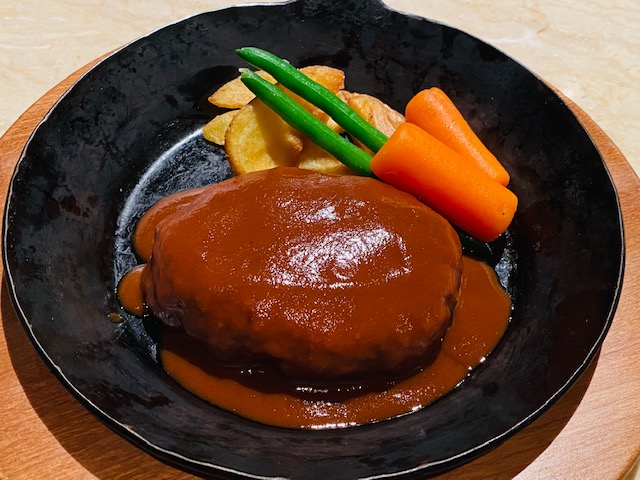 デミグラスハンブルグステーキ