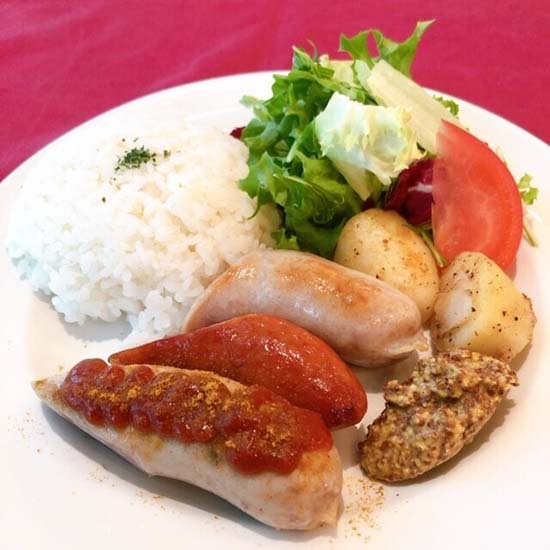 【平日ランチ】✨復刻メニュー✨「ソーセージランチ」