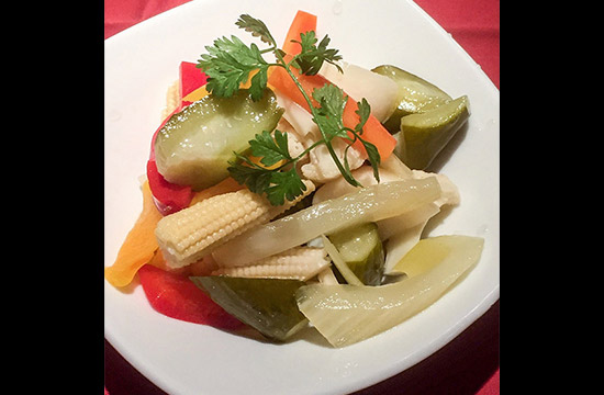 自家製季節野菜のピクルス盛り合わせ