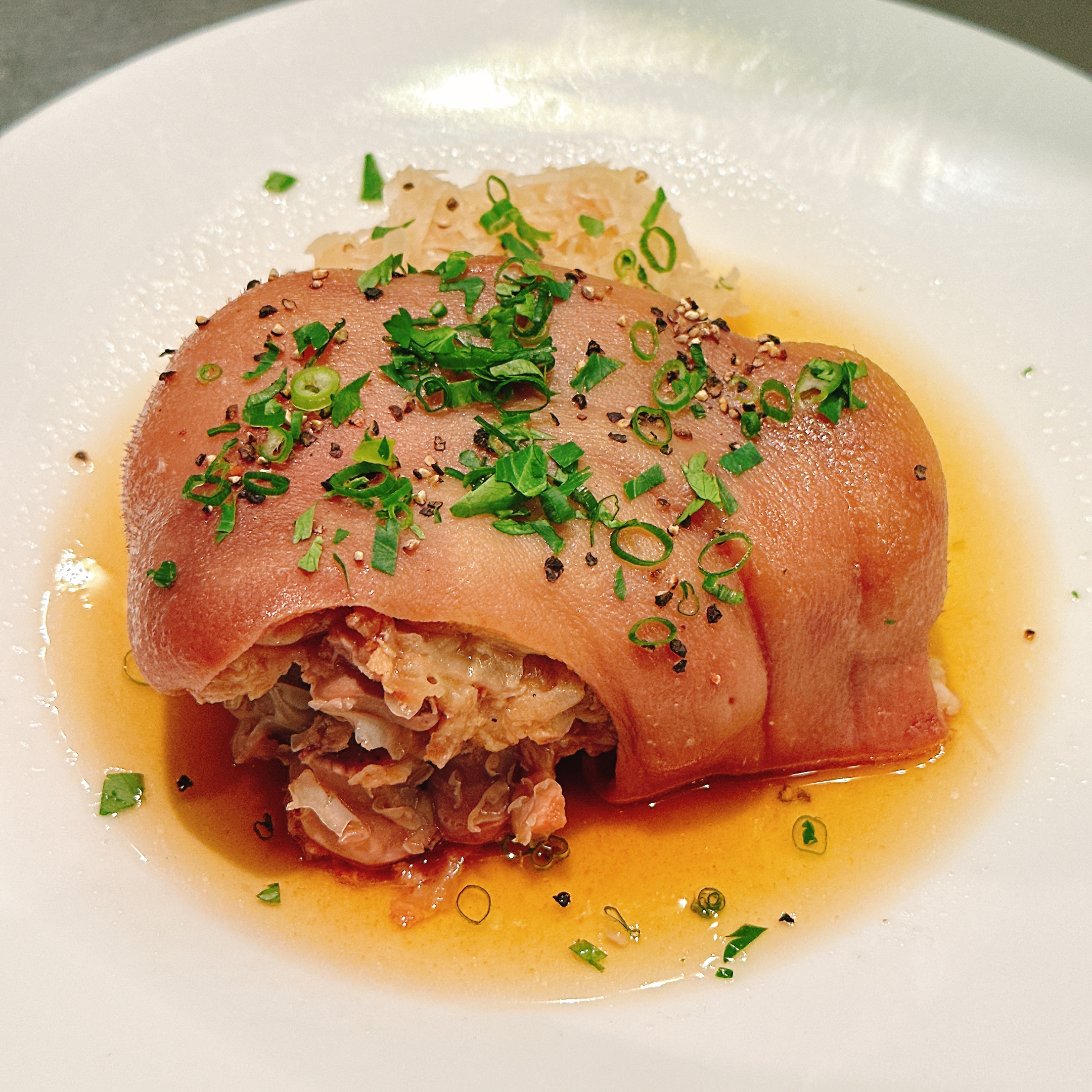 ドイツ料理の王様「アイスバイン」