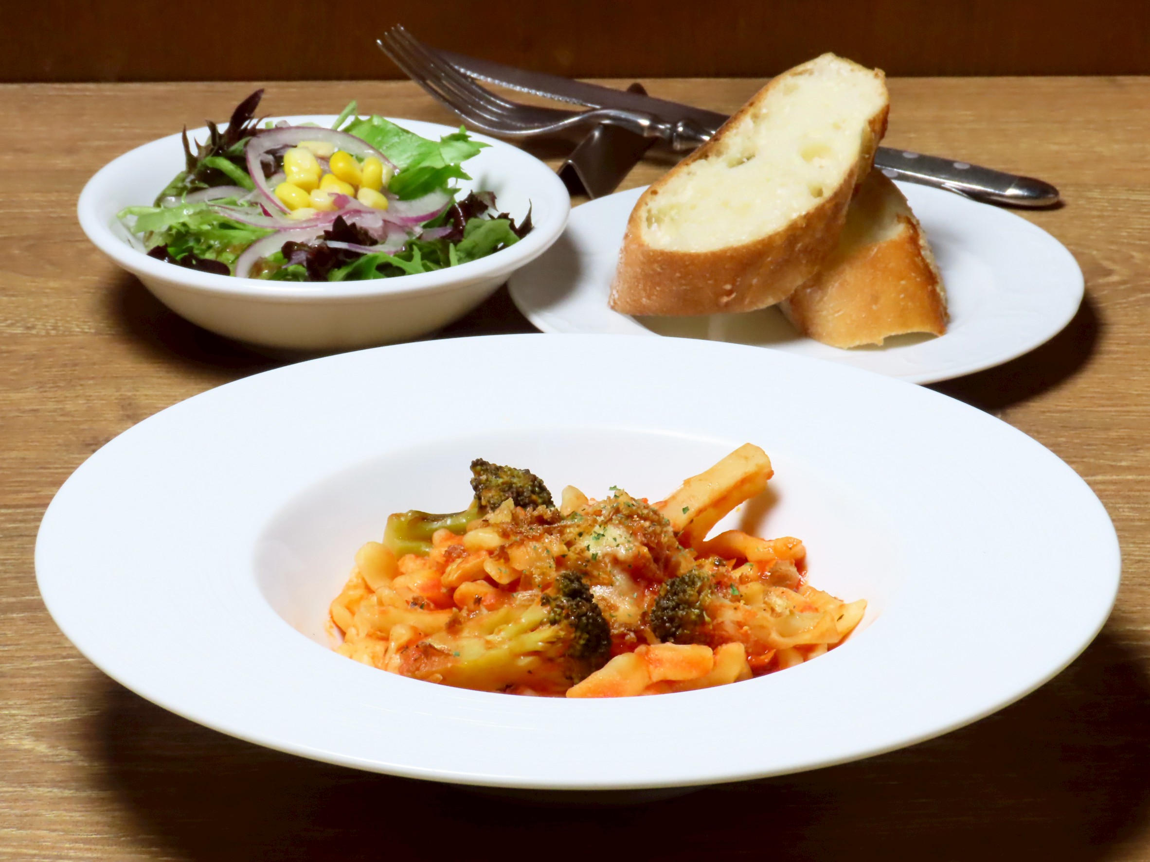 【土日祝日ランチ】人気なんです！！ショートパスタの「シュペッツェレ」ランチ〜サラダ付き〜