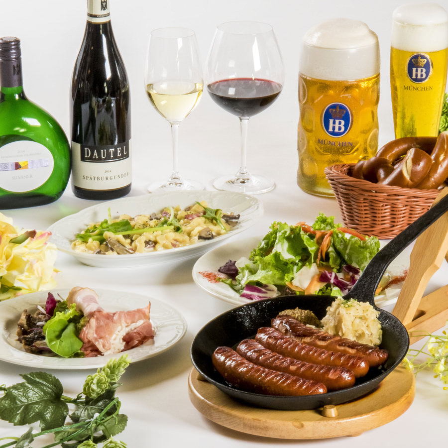 【フランクフルトコース】直輸入の特大フランクフルトやドイツピッツァを含む全6品のお食事と、直入樽生含む50種超2時間飲み放題!!<当日予約OK>