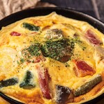 お野菜とベーコンの鉄板オムレツ