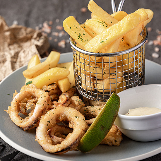 カラマリとポテトフリット｜Calamares and French Fries