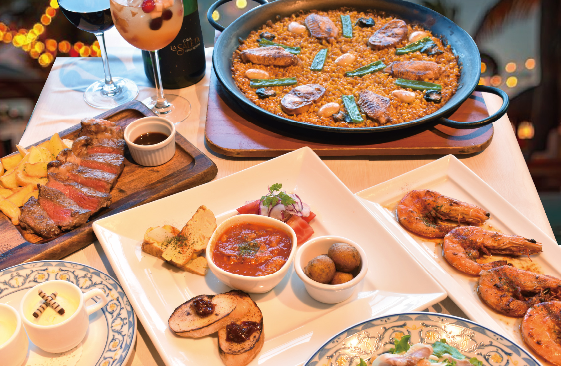 【忘新年会コース】】シェフ特製スペインタパス盛りと、海老のグリルやサーロインステーキと盛りだくさんコース！2h飲み放題付き