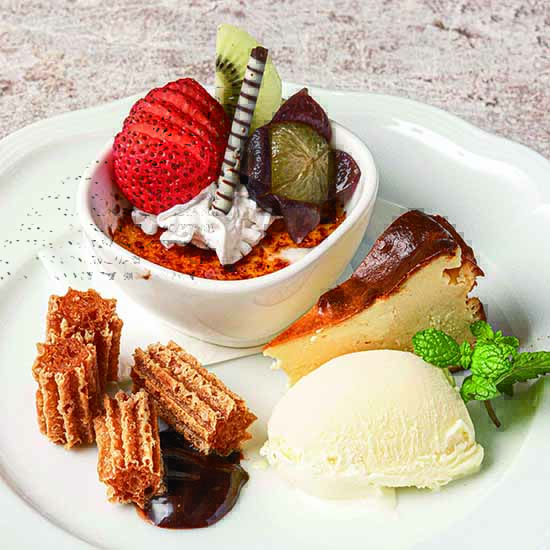 本日のデザート 3種盛り合わせ｜Dessert Trio of the Day